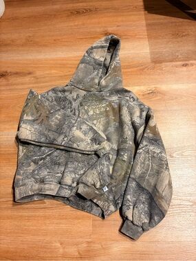 Akimbo Club x Realtree Camo Hoodie *OPEN TO OFFERS*